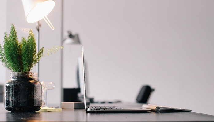 Influenceurs et réseaux sociaux : des dérives à encadrer 